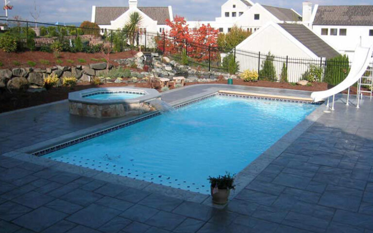 Flham Pools Fiberglass pool sales in Tallahassee FL Latham Pools - Tallahassee ...